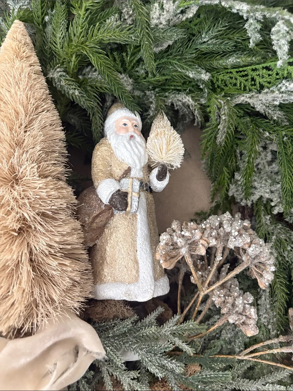 Holiday Pine and Ivory Ribbon Wreath with Gold Santa